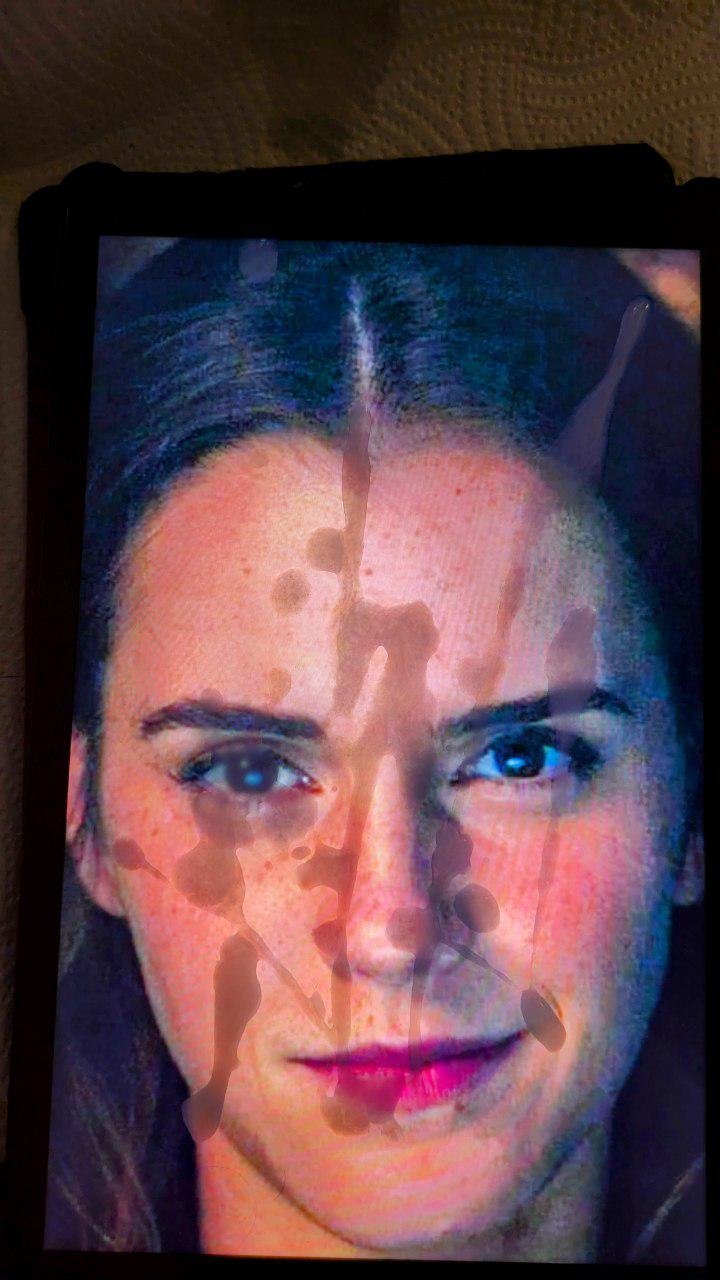 2Mq3sTdT Emma Watson (birthday) tribute 01.jpg